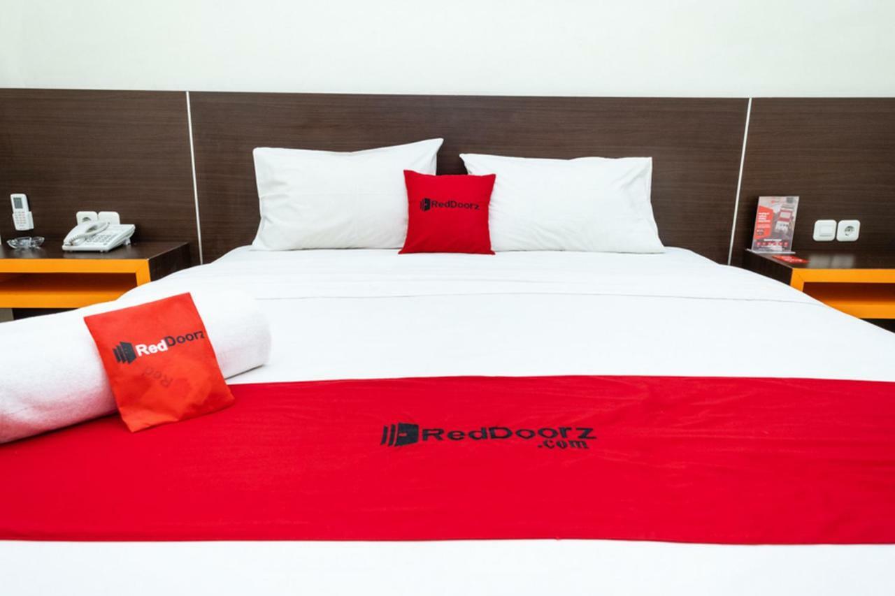 Reddoorz @ Pelita Raya Rappocini Hotel Makassar Exterior photo